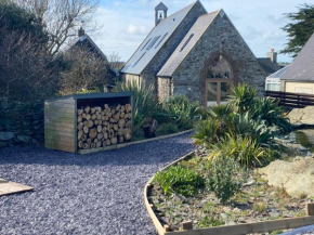 Converted chapel - Sant Pedr Newydd - with sea views